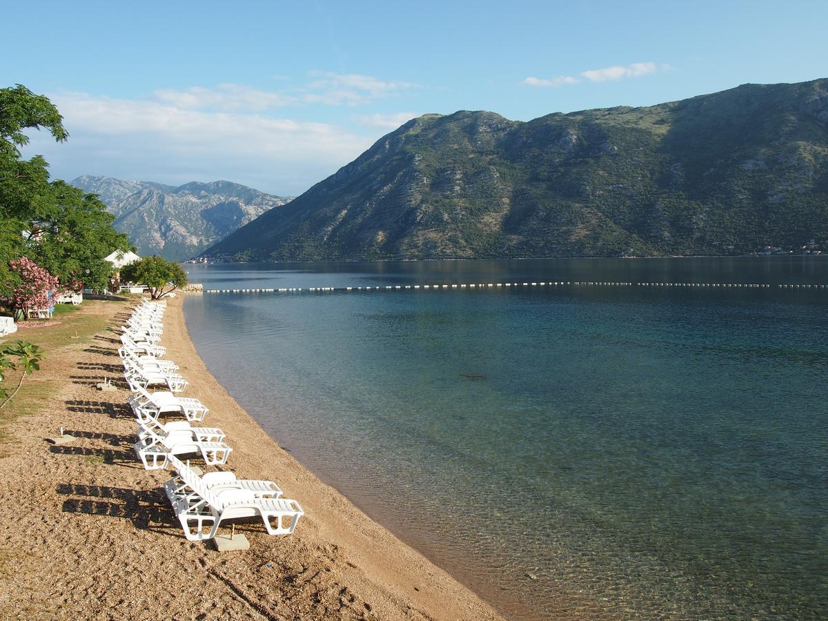 Holiday House In The Kotor Bay Buitenkant foto